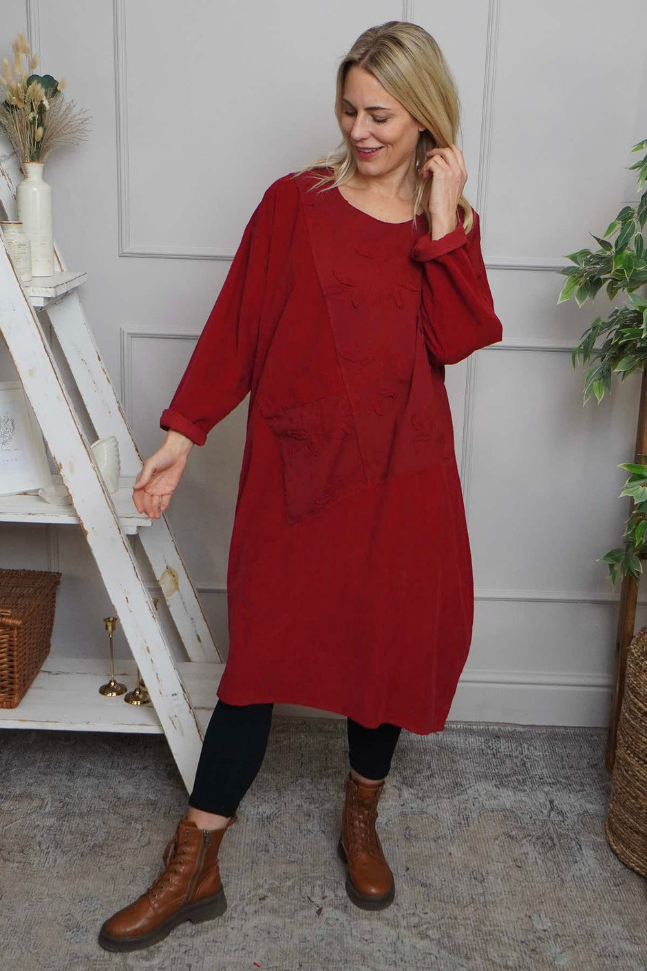 Laurie Needlecord Dress Red