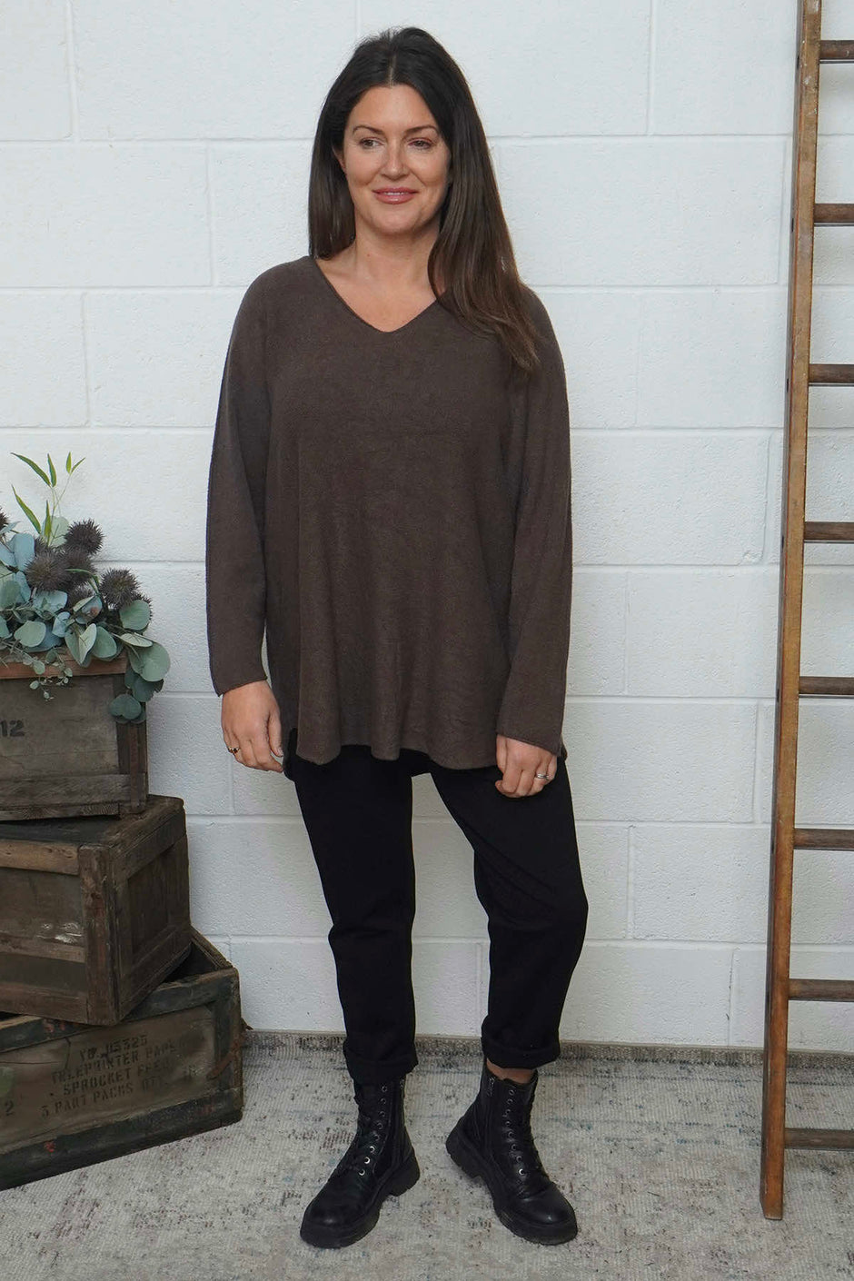 Lynna V-Neck Jumper Cocoa