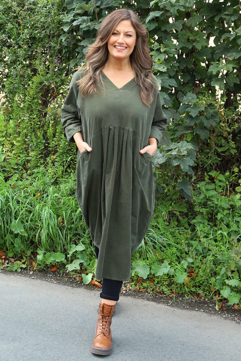 Dinah V-Neck Needlecord Dress Khaki