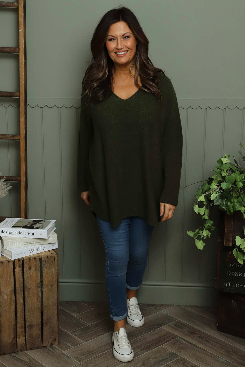Lynna V-Neck Jumper Khaki