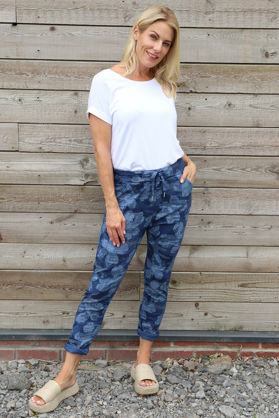 Yarwell Camo Joggers Navy