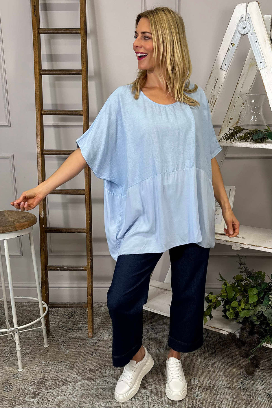 Freya Top Light Blue