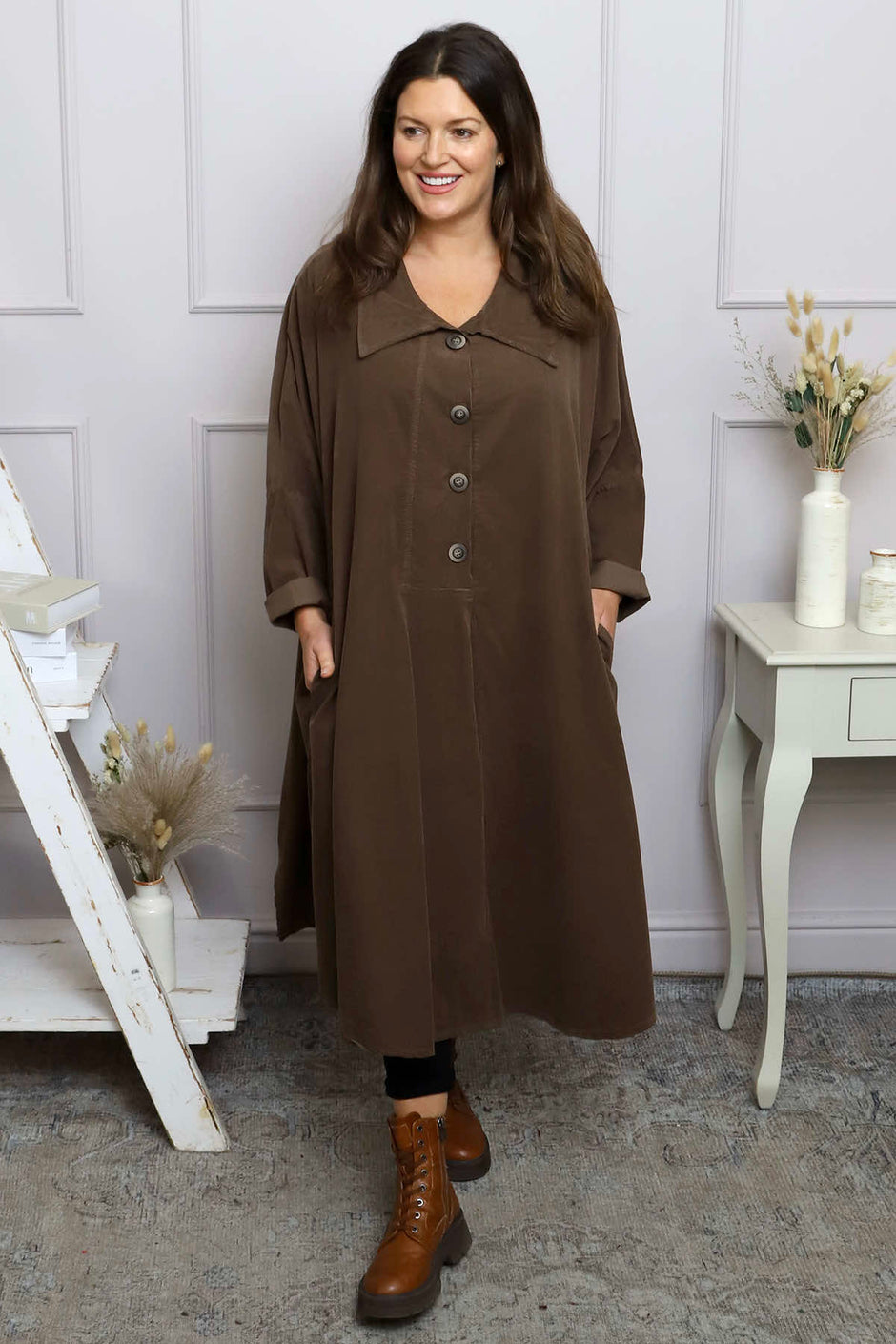 Amina Needlecord Dress Cocoa