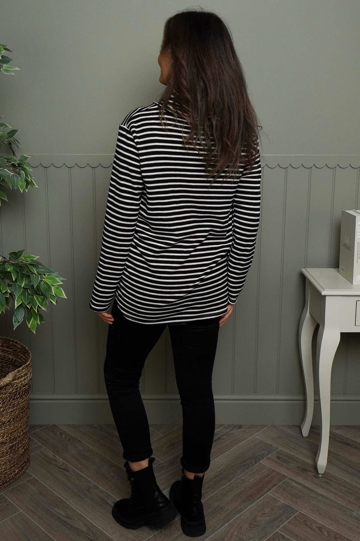 Dortha Stripe Cowl Knit Top Black
