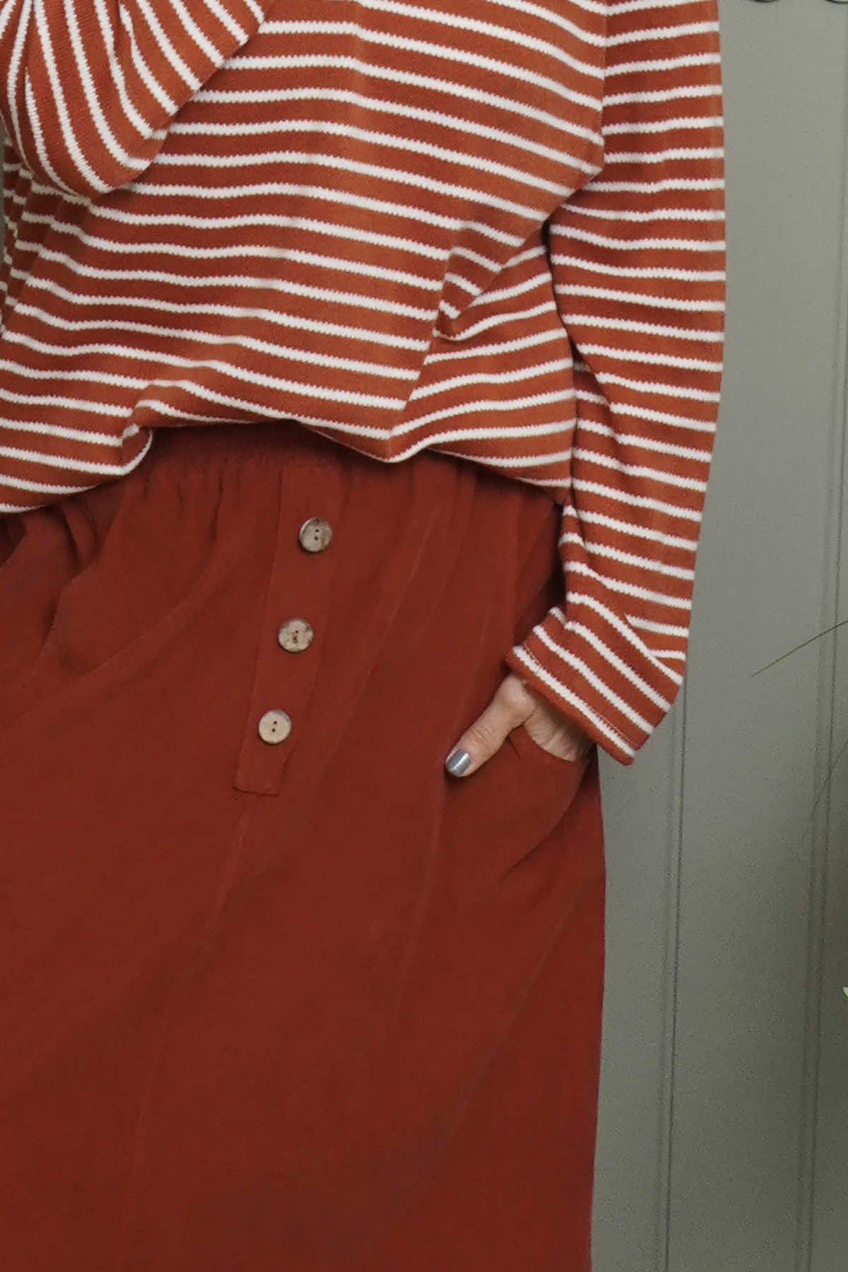 Zinnia Needlecord Skirt Burnt Orange