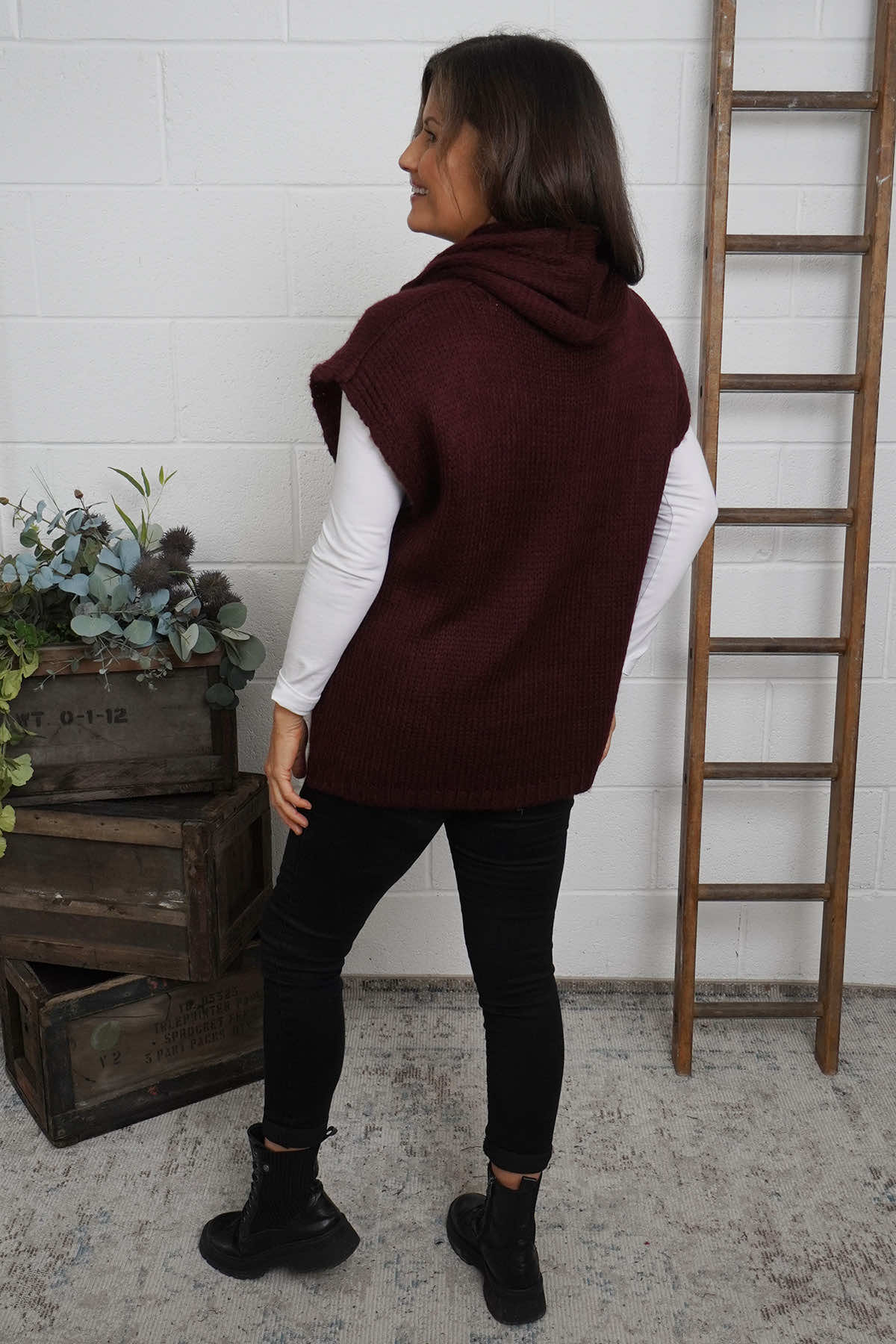Marinda Scarf Knitted Tank Top Wine