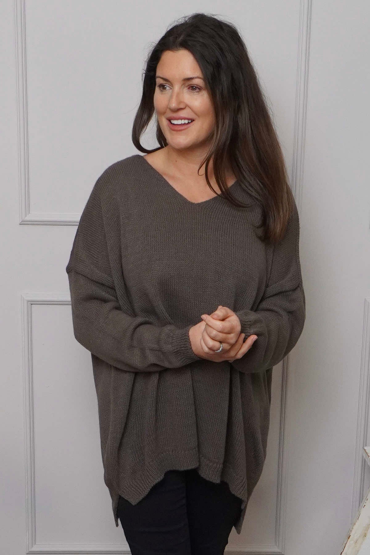 Josephine V-Neck Knitted Jumper Dark Mocha