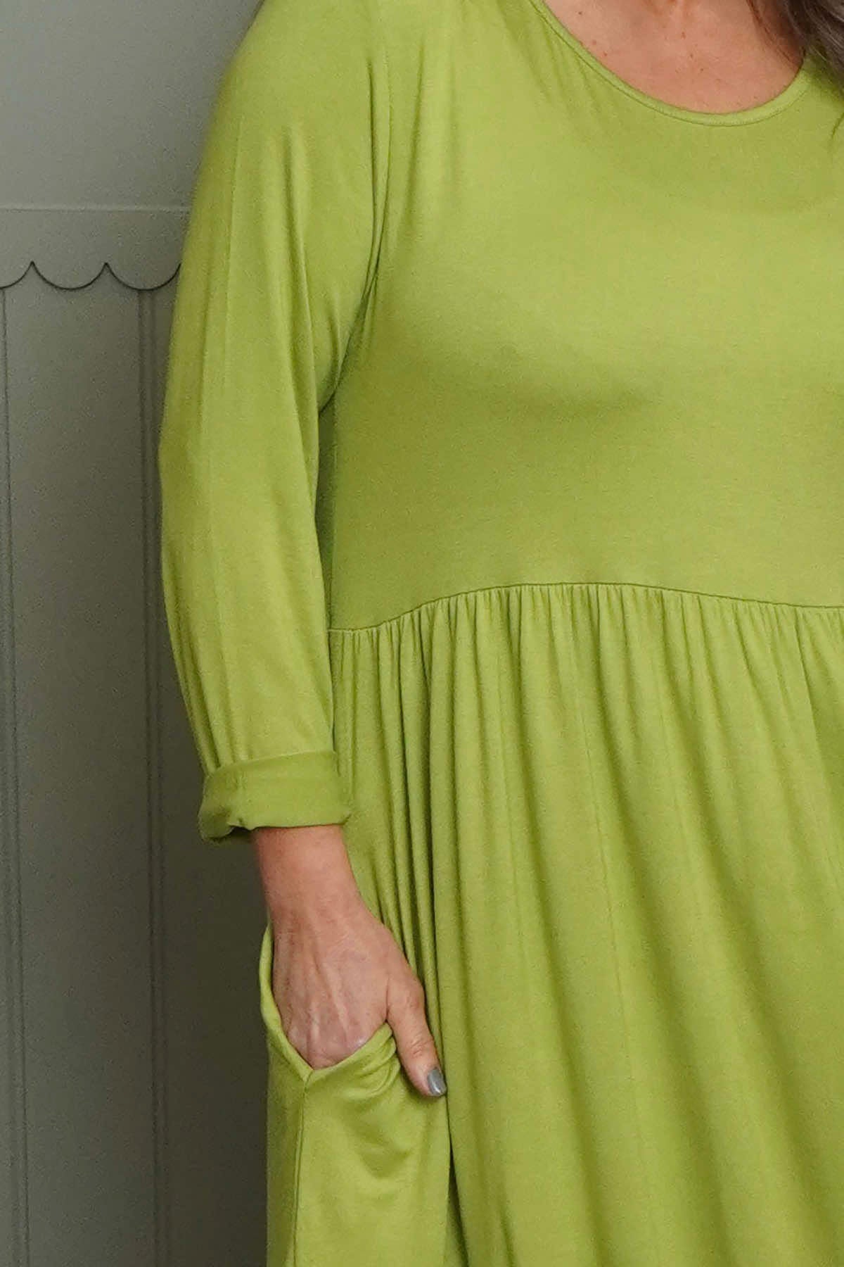 Kylie Long Sleeve Dress Lime