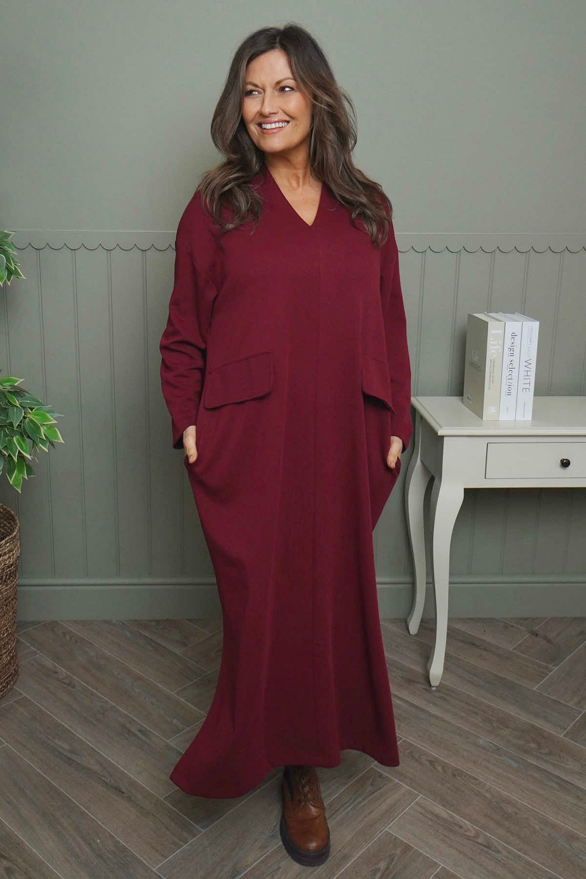 Clarissa V-Neck Cotton Dress Wine