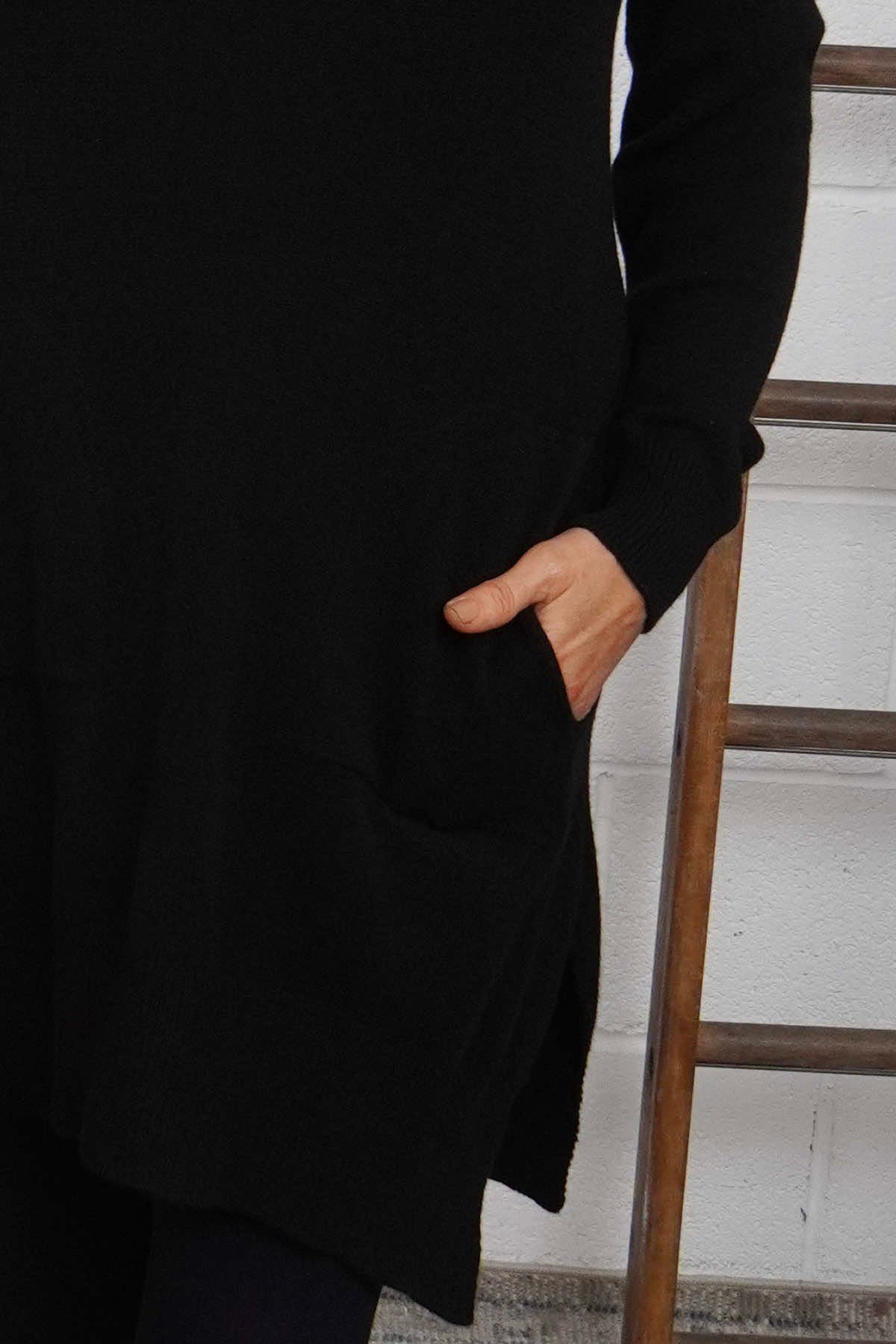 Elisa Pocket Knitted Tunic Black