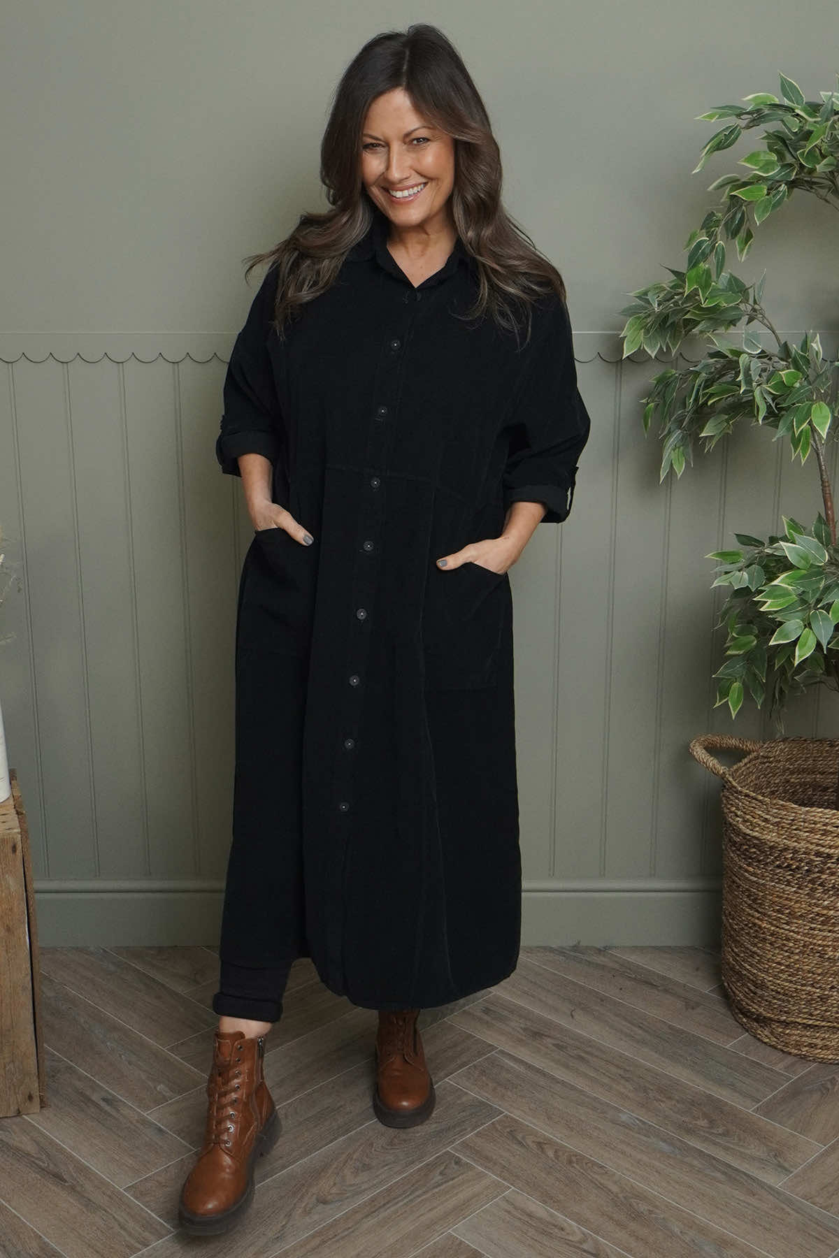 Lecia Needlecord Shirt Dress Black