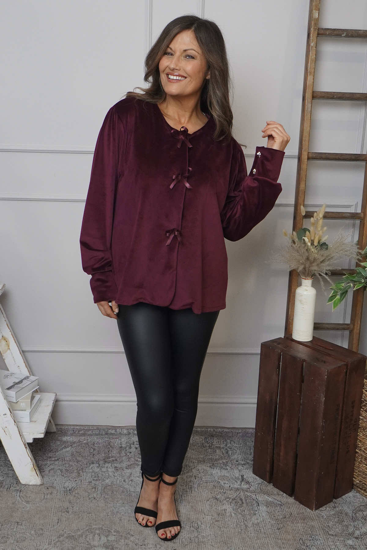Rhona Bow Front Top Wine