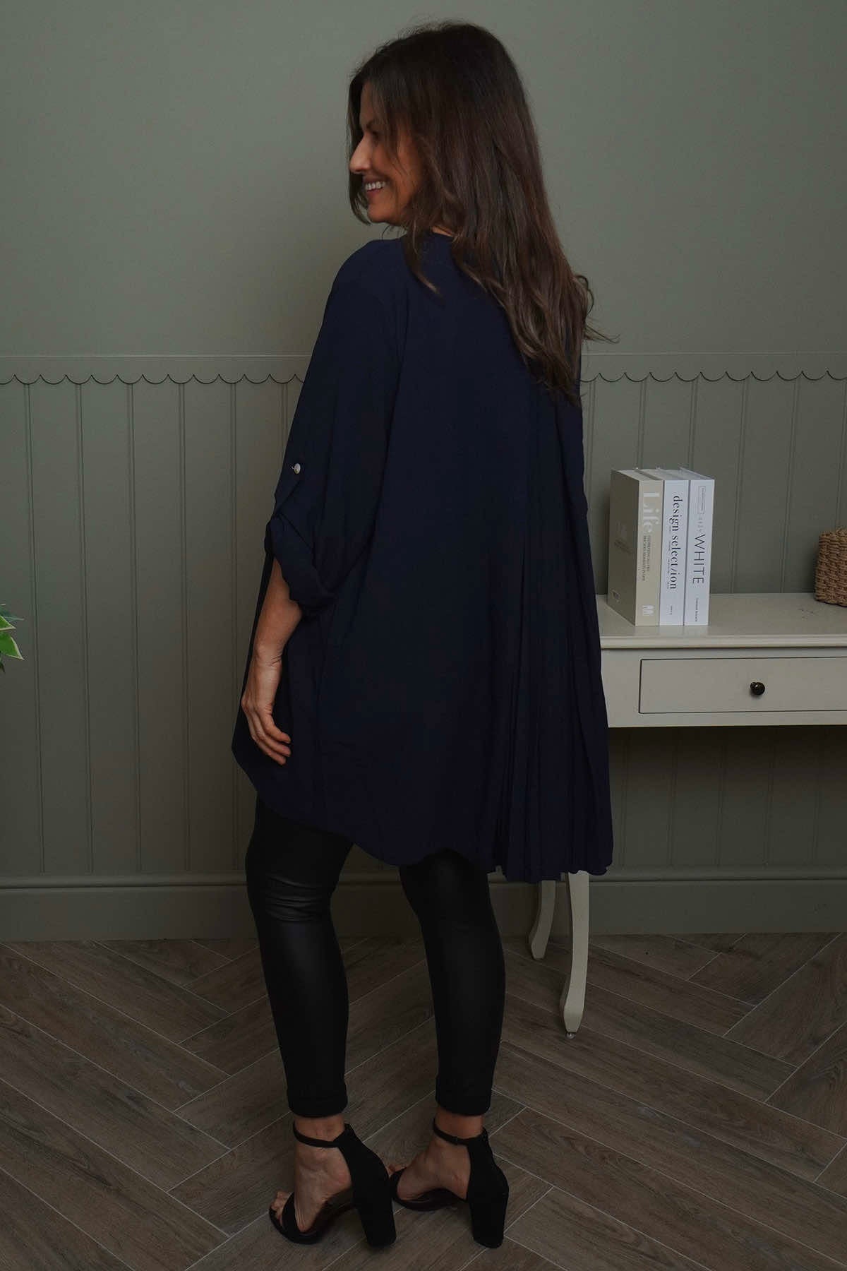 Mairi Pleat Back Top Navy