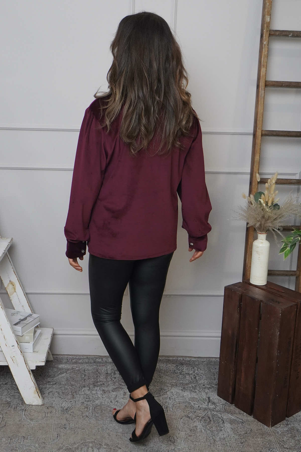 Rhona Bow Front Top Wine