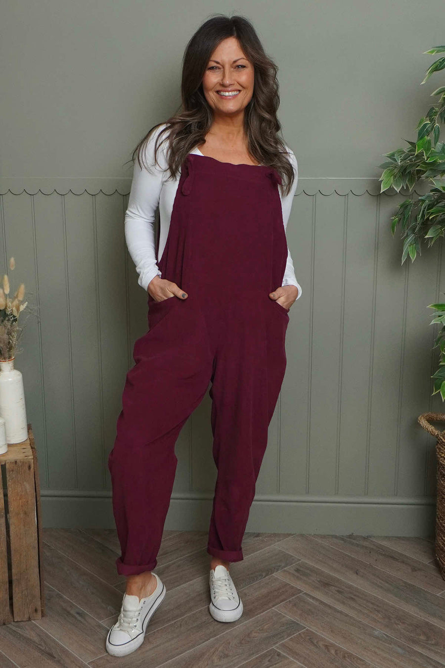Pabo Needlecord Dungarees Wine