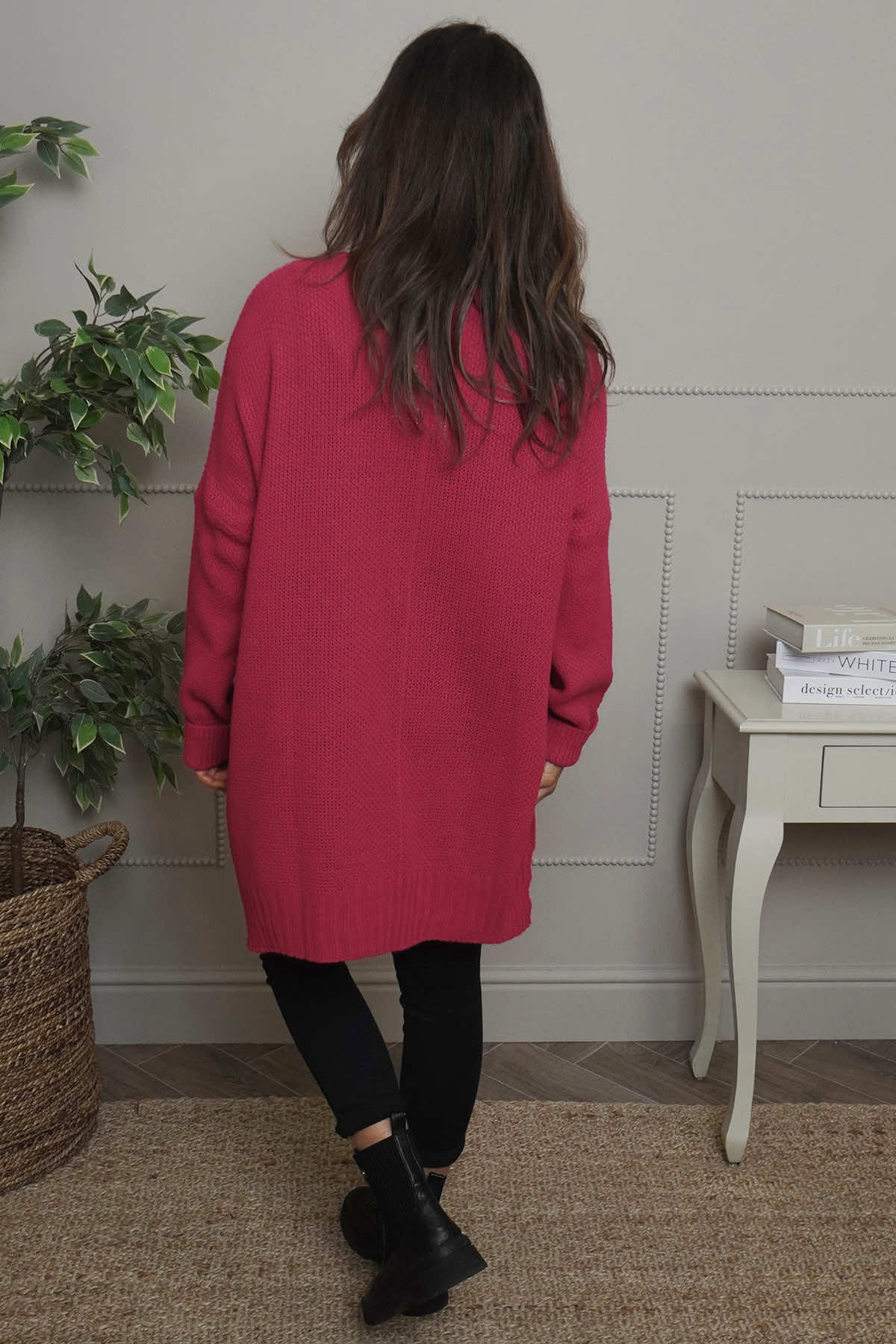 Bo Slouch V-Neck Jumper Hot Pink