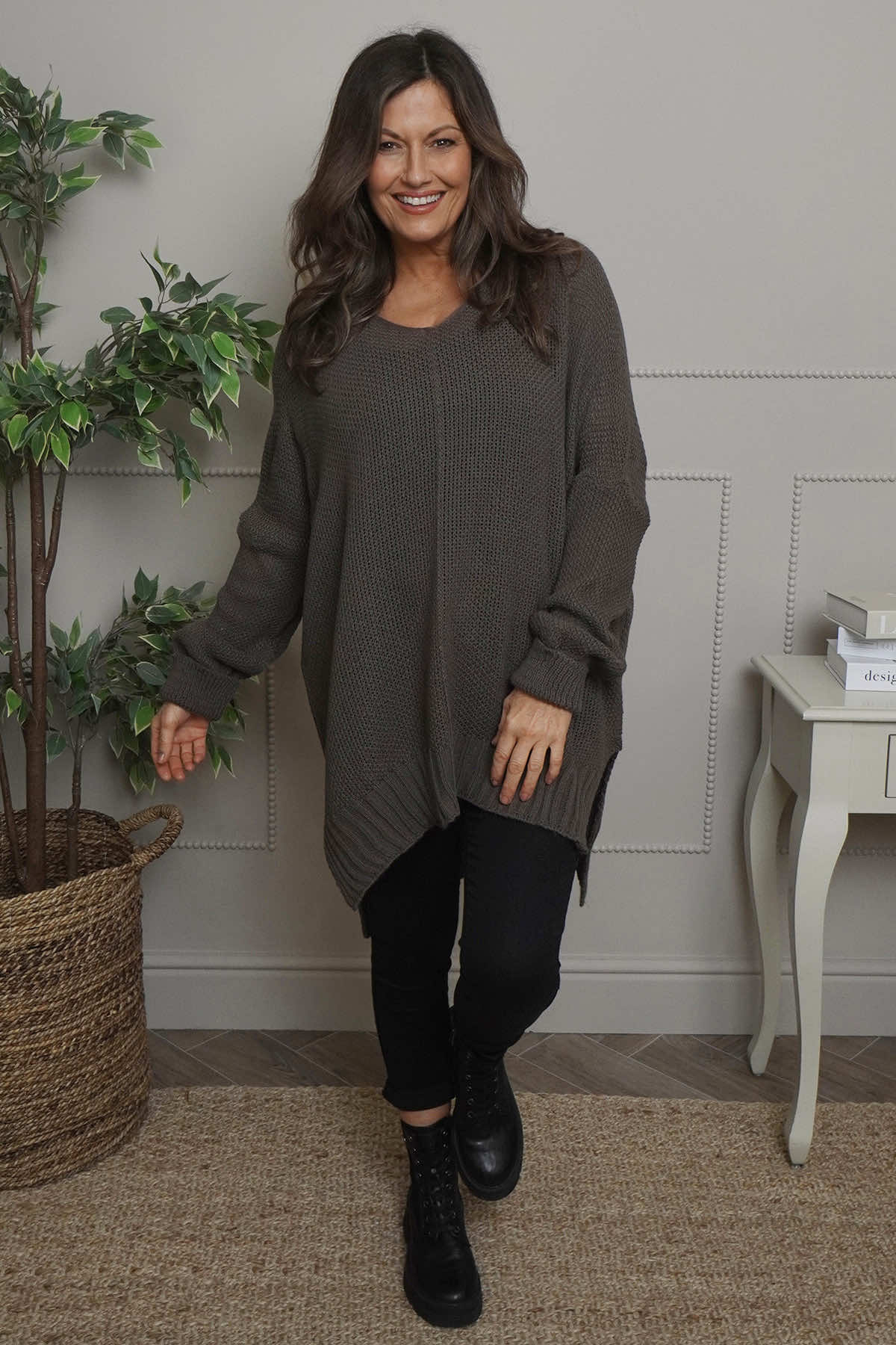 Bo Slouch V-Neck Jumper Dark Mocha