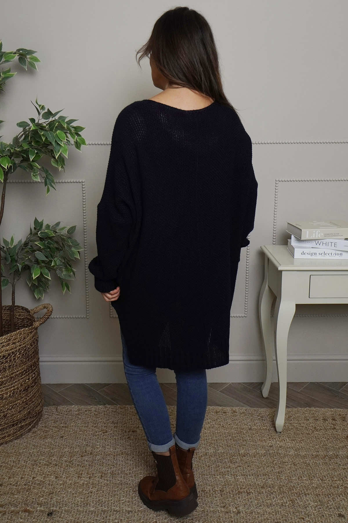Bo Slouch V-Neck Jumper Navy