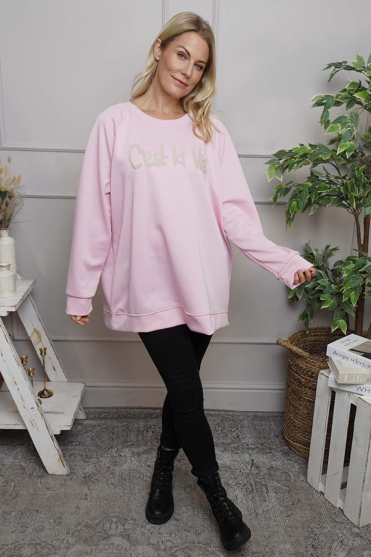 C'est La Vie Sweatshirt Pink