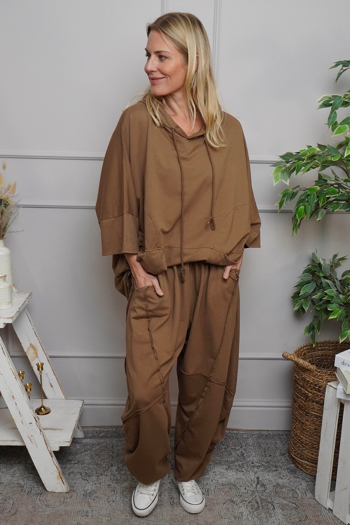 Deana Cotton Trousers Nutmeg