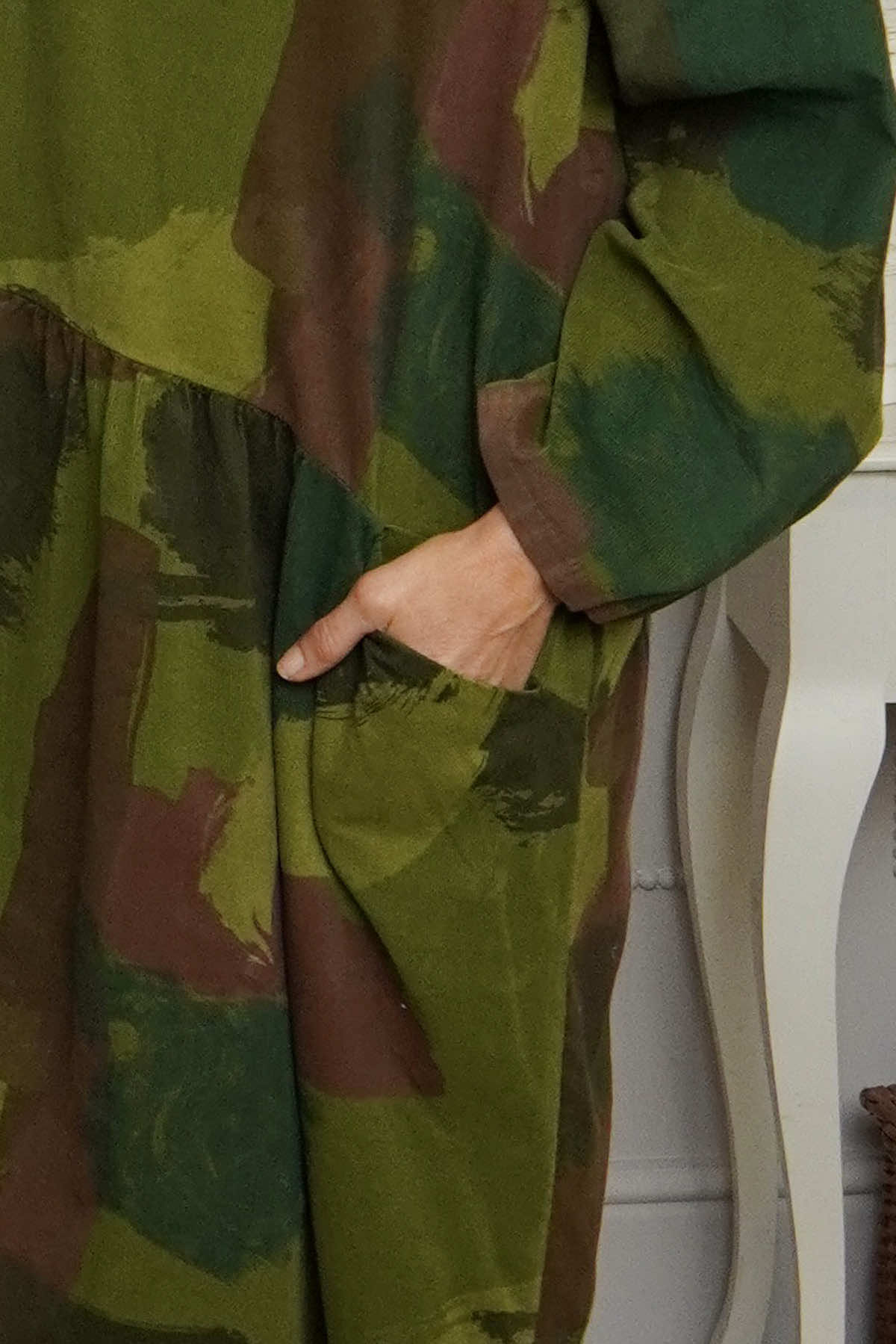 Dreda Print Needlecord Dress Olive