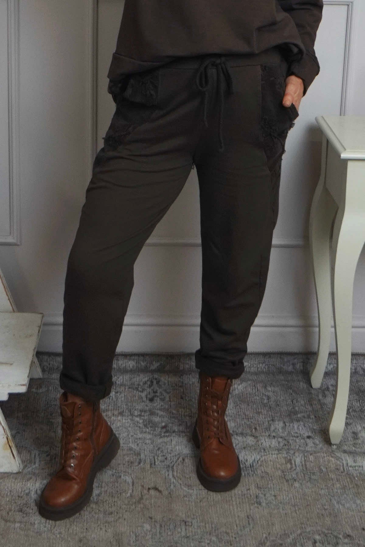 Lina Cord Detail Cotton Joggers Cocoa