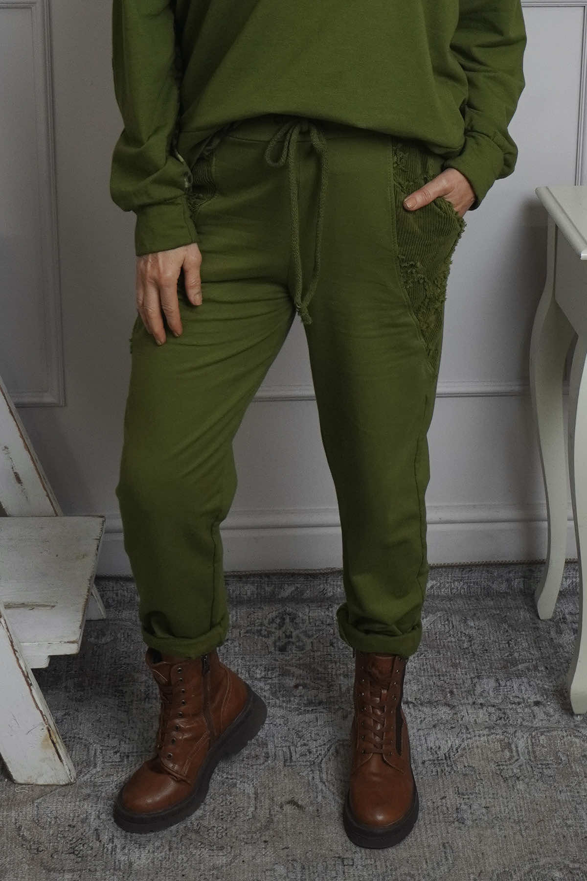 Lina Cord Detail Cotton Joggers Olive