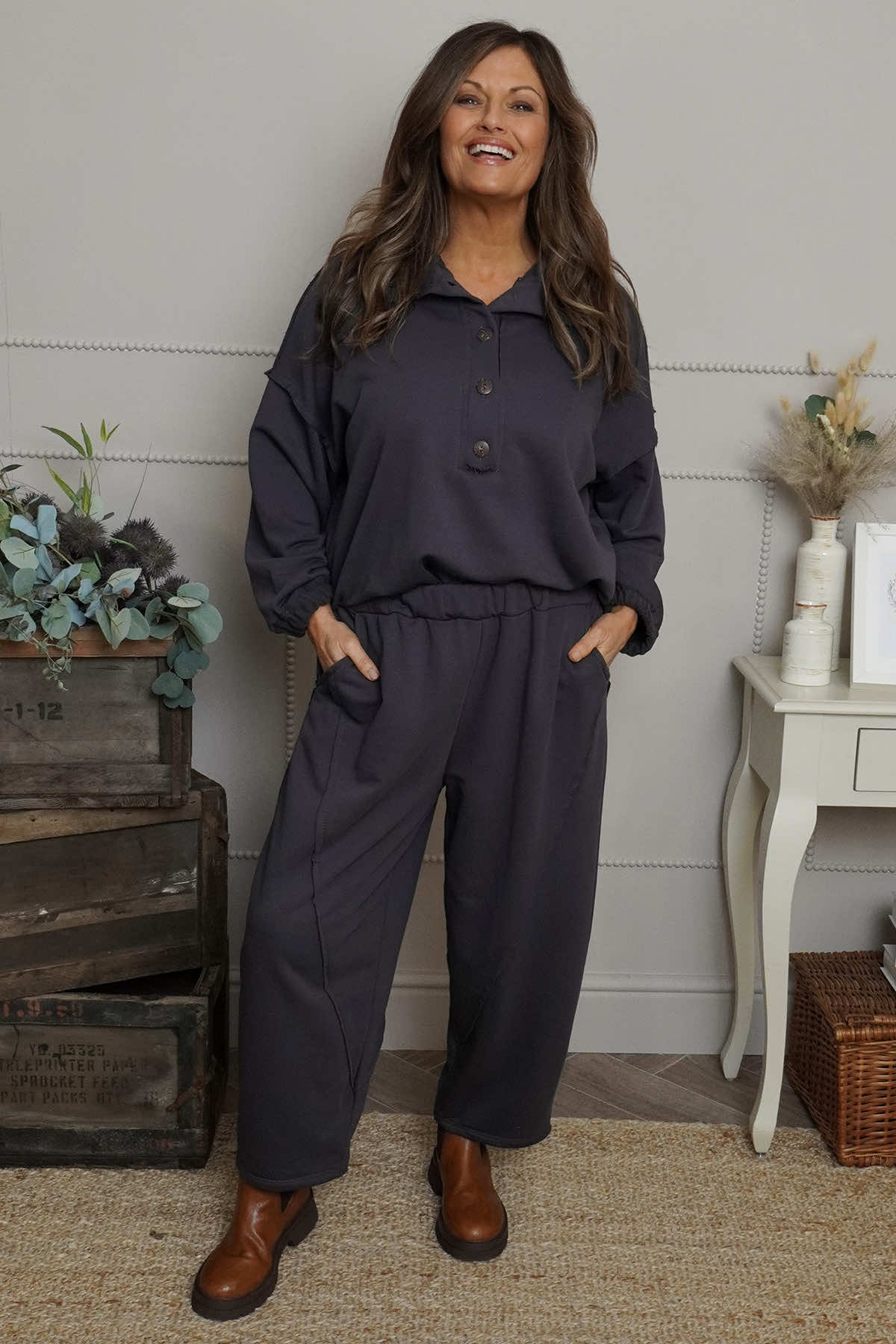 Yasmina Cropped Cotton Trousers Charcoal