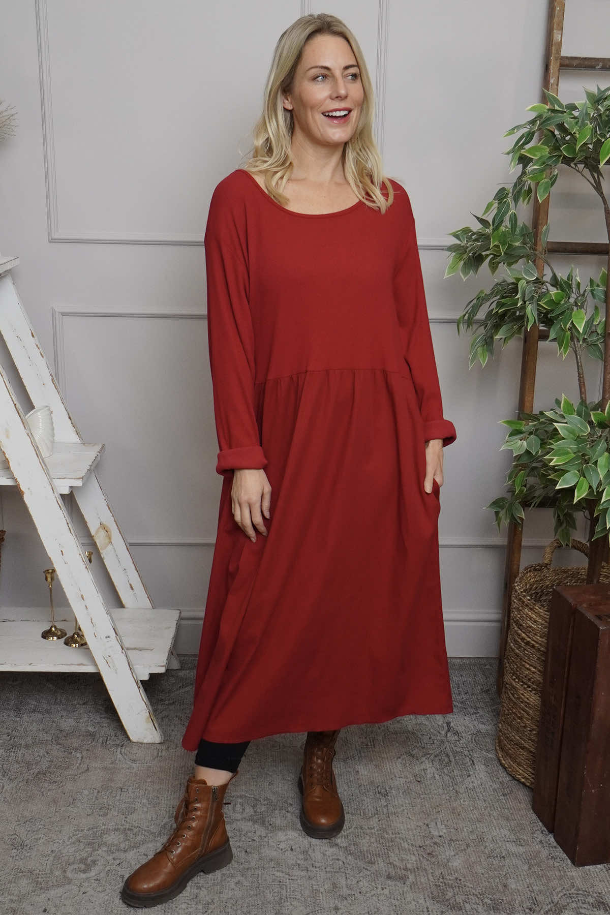 Tina Ribbed Detail Cotton Dress Red