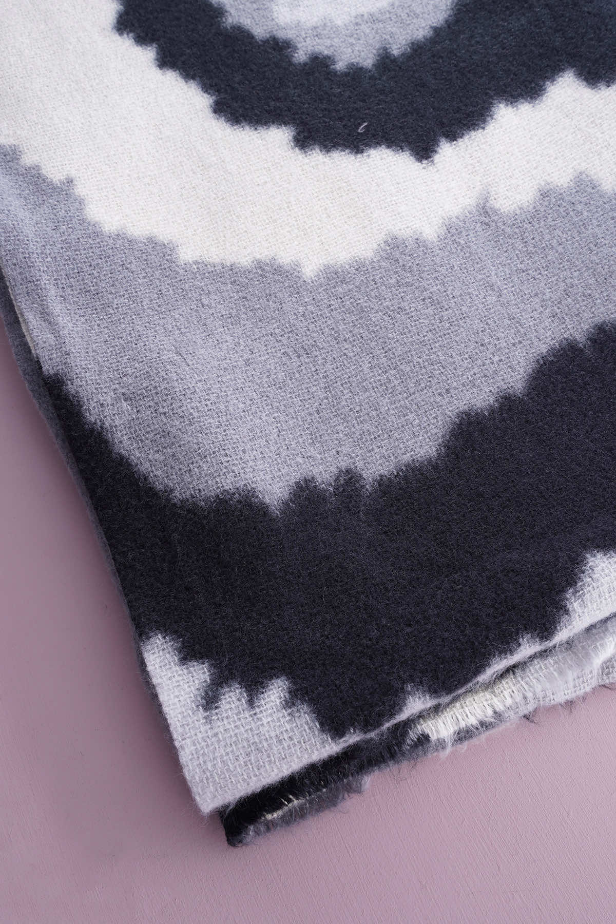 Bernadetta Scarf Black