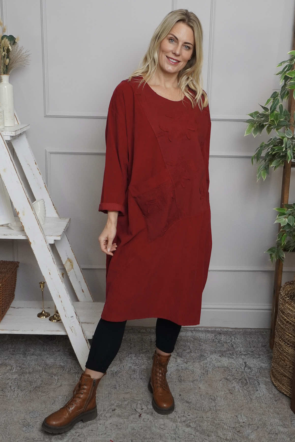 Laurie Needlecord Dress Red