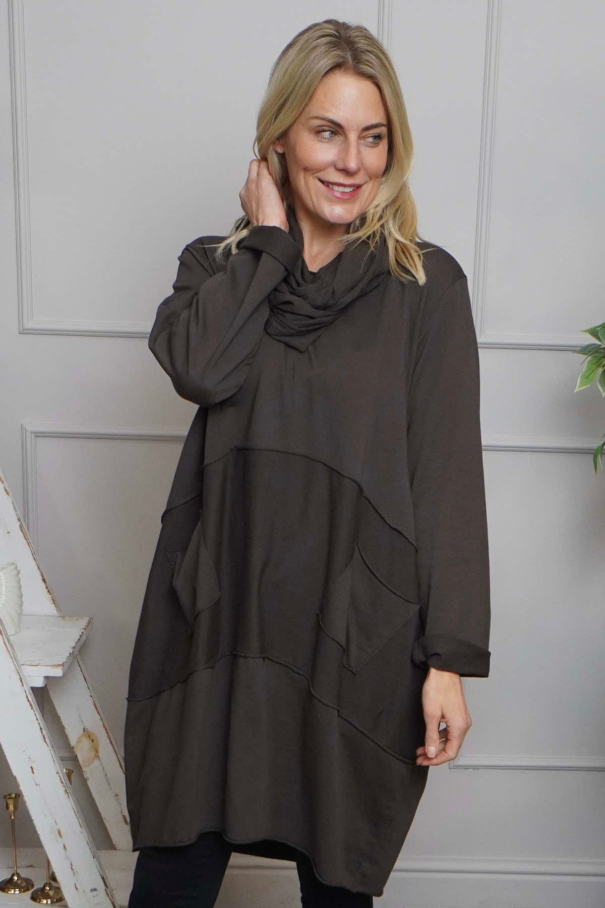 Rizo Snood Cotton Dress Cocoa