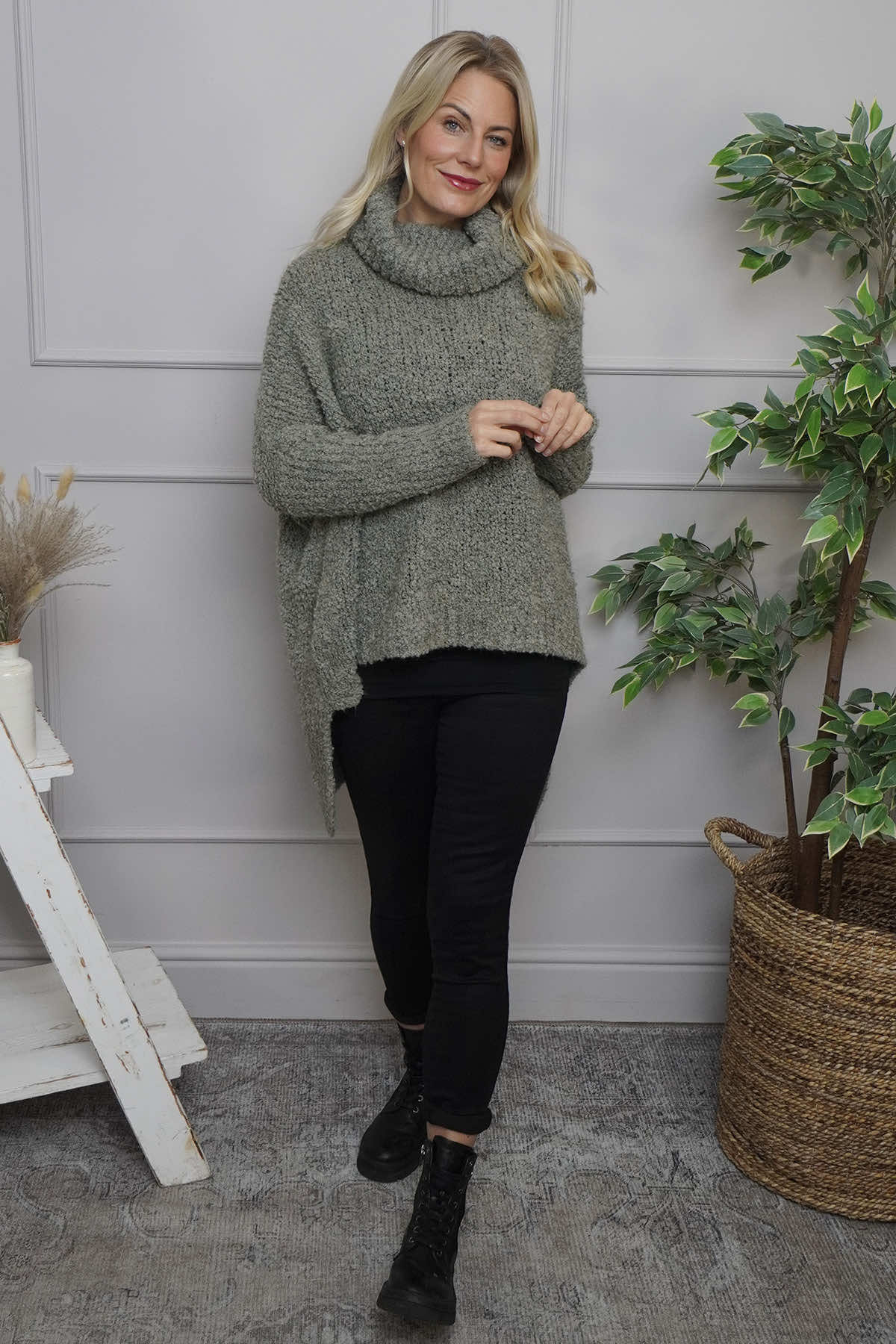 Shani Boucle Polo Knitted Jumper Light Khaki