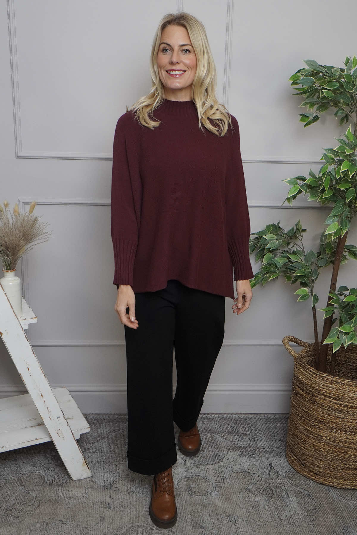 Adamina Knitted Jumper Wine