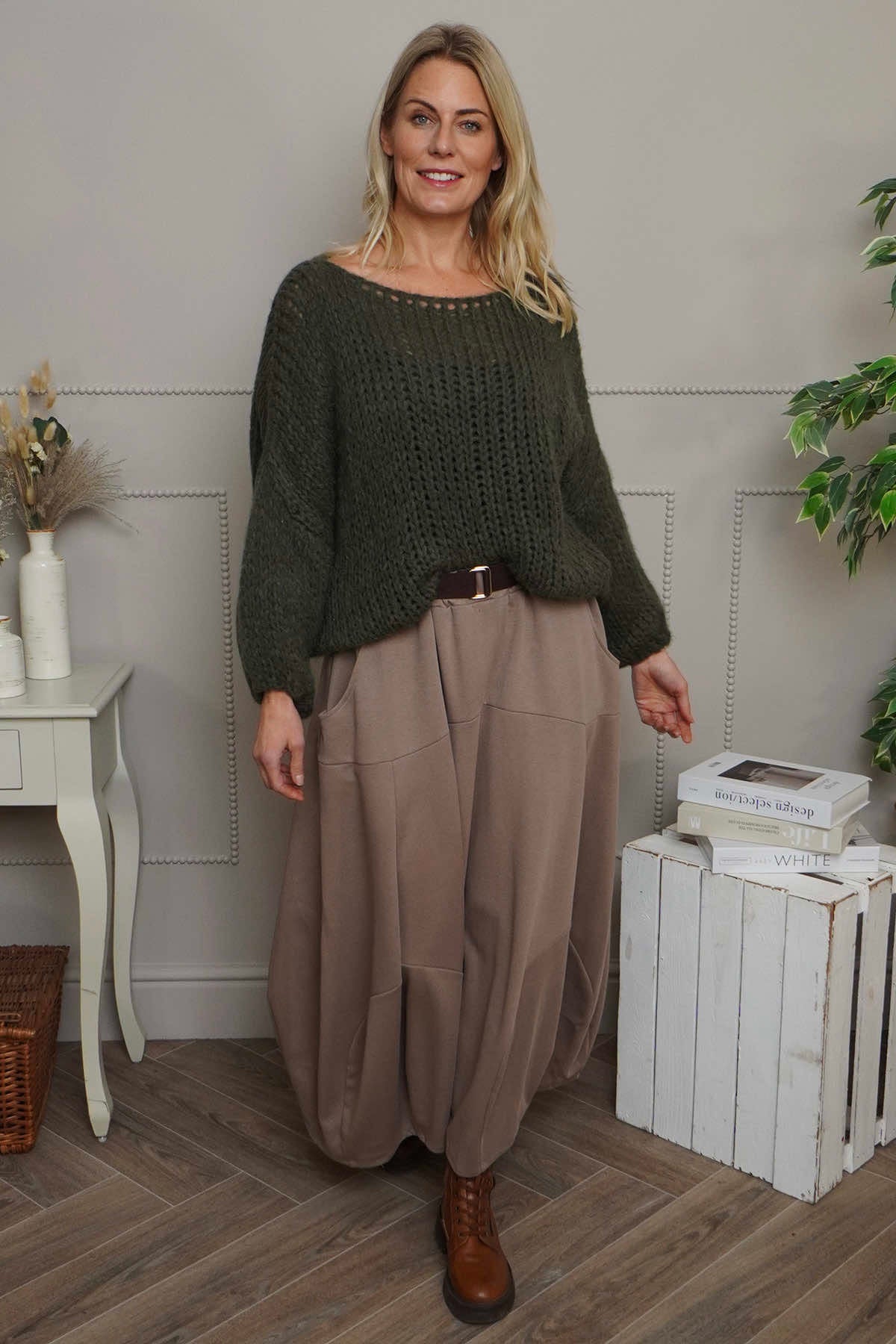Georgetta Belted Cotton Skirt Mocha