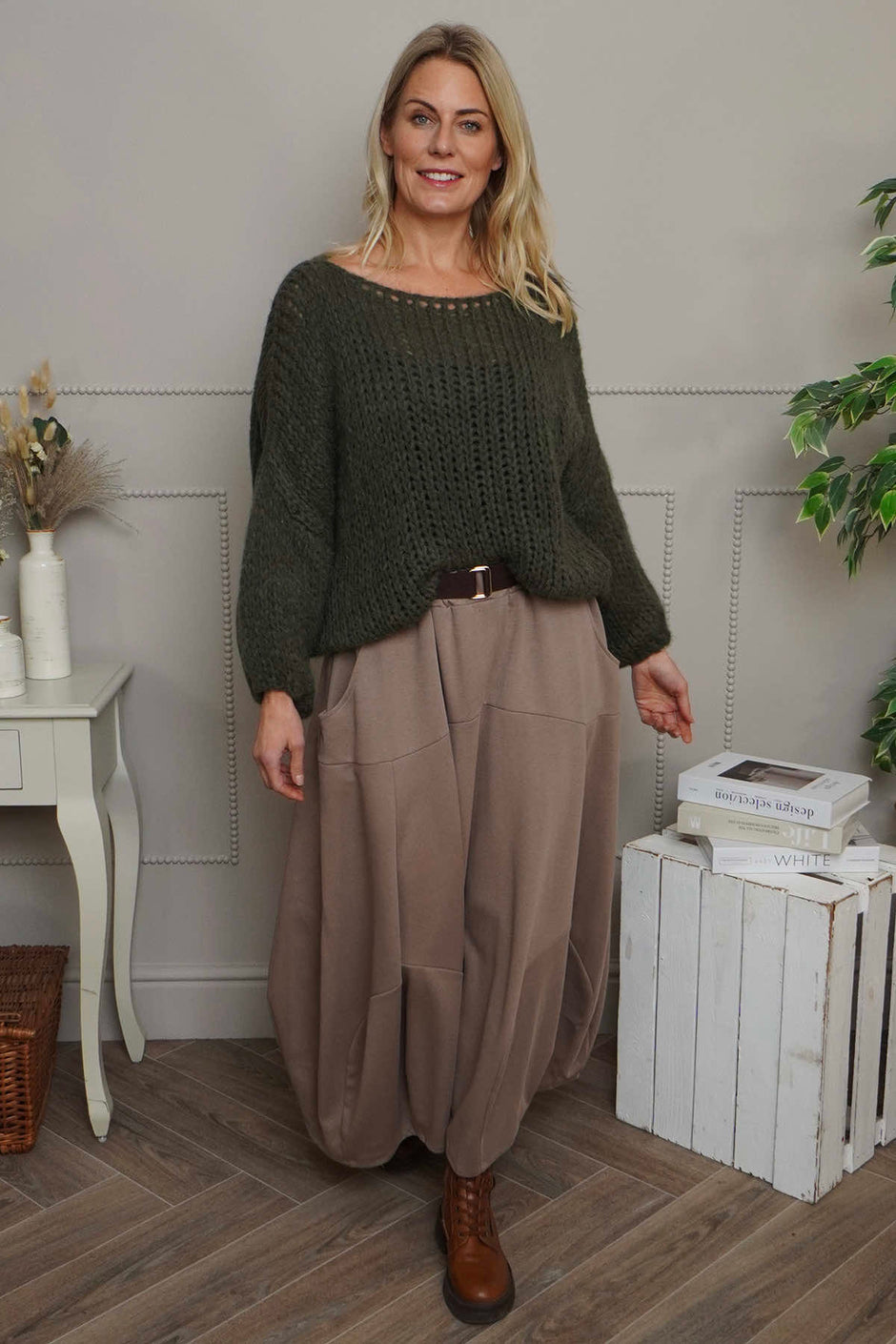 Georgetta Belted Cotton Skirt Mocha