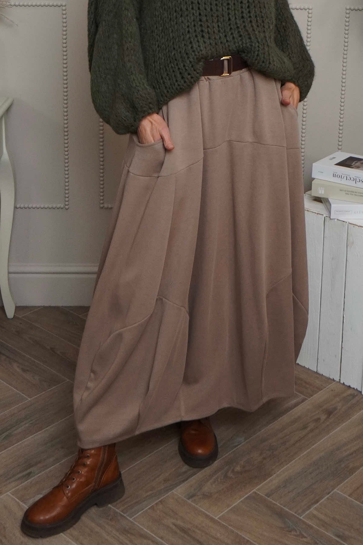 Georgetta Belted Cotton Skirt Mocha