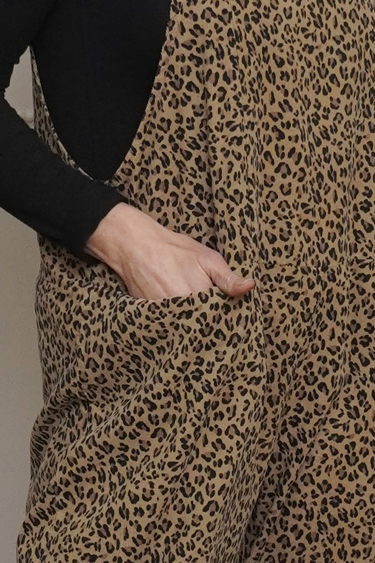 Pabo Leopard Needlecord Dungarees Camel