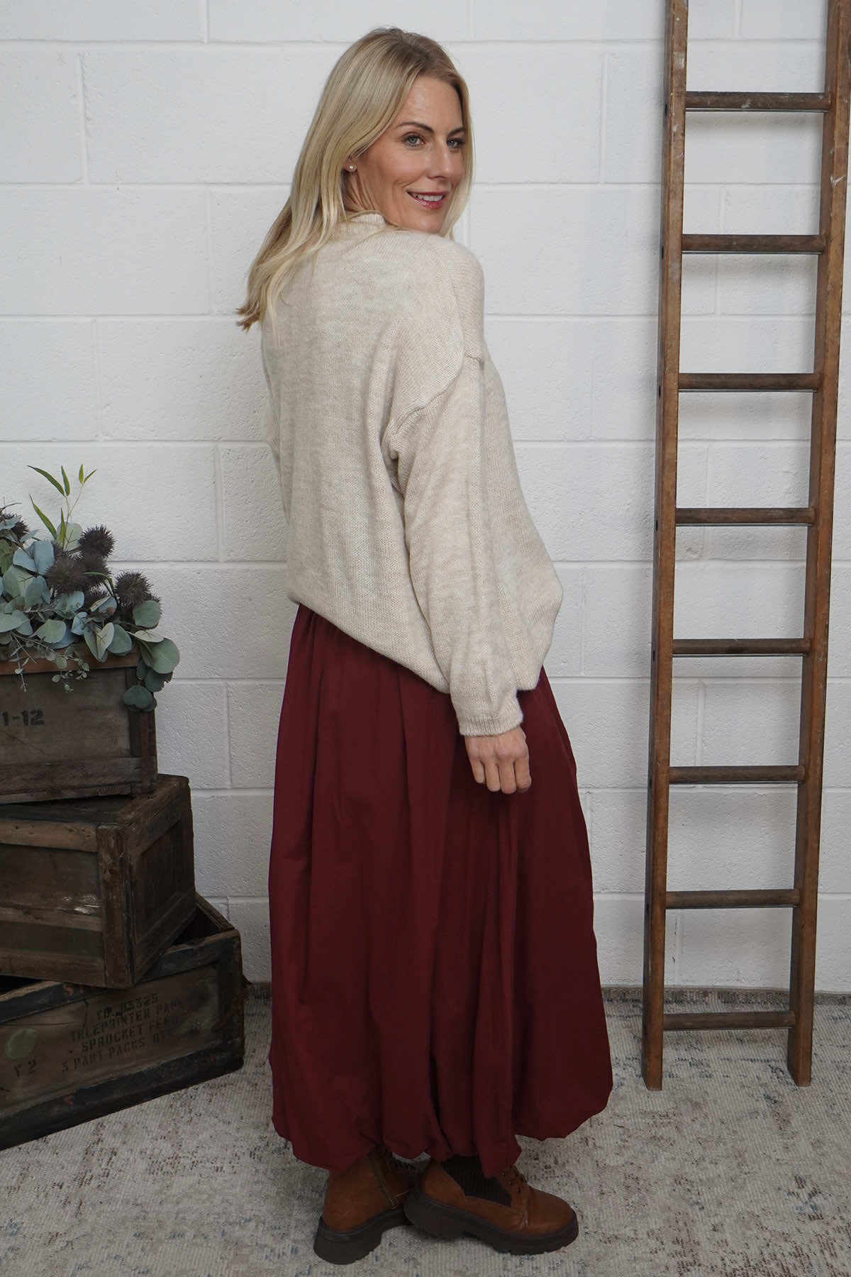 Wilfreda Puffball Cotton Skirt Wine