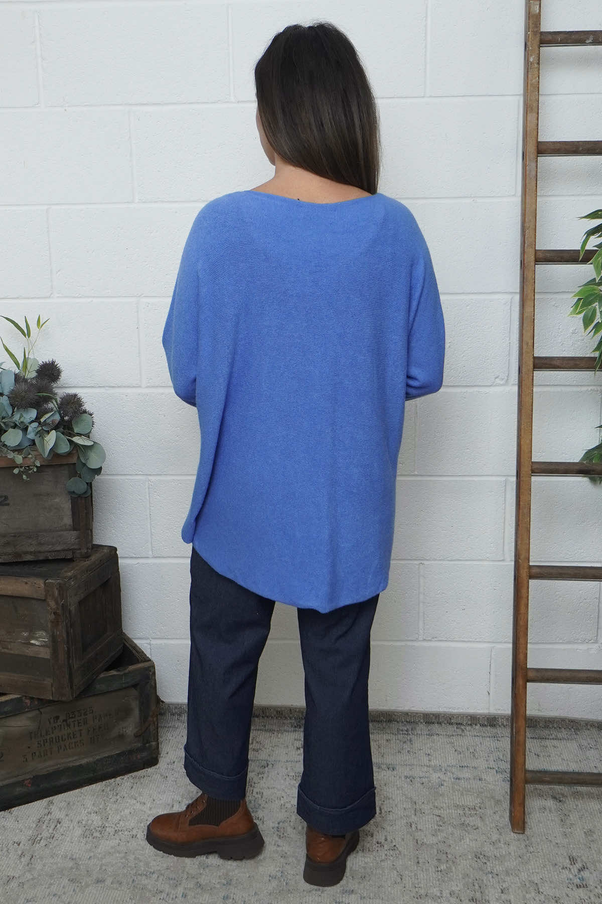 Lynna V-Neck Jumper Blue
