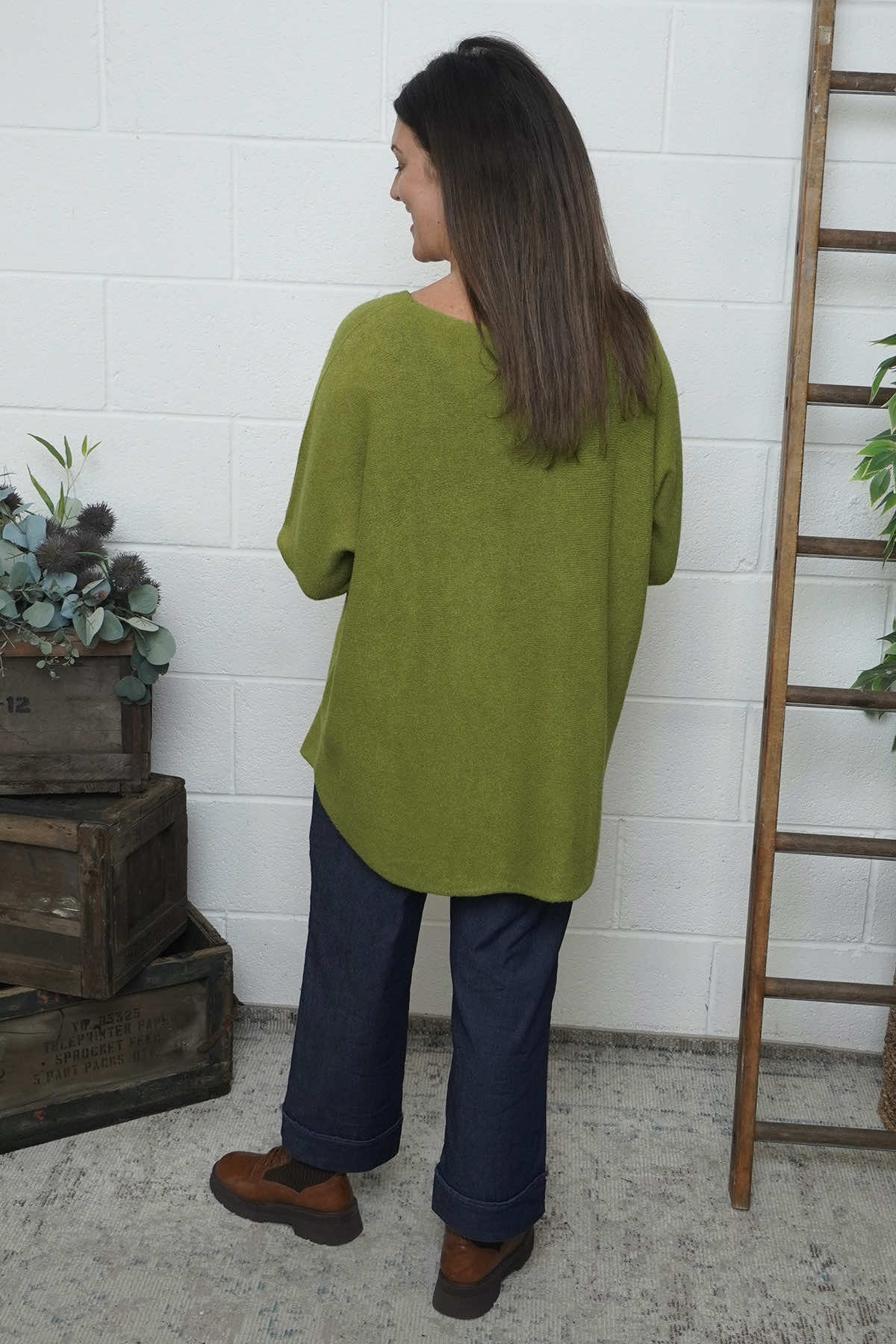 Lynna V-Neck Jumper Olive