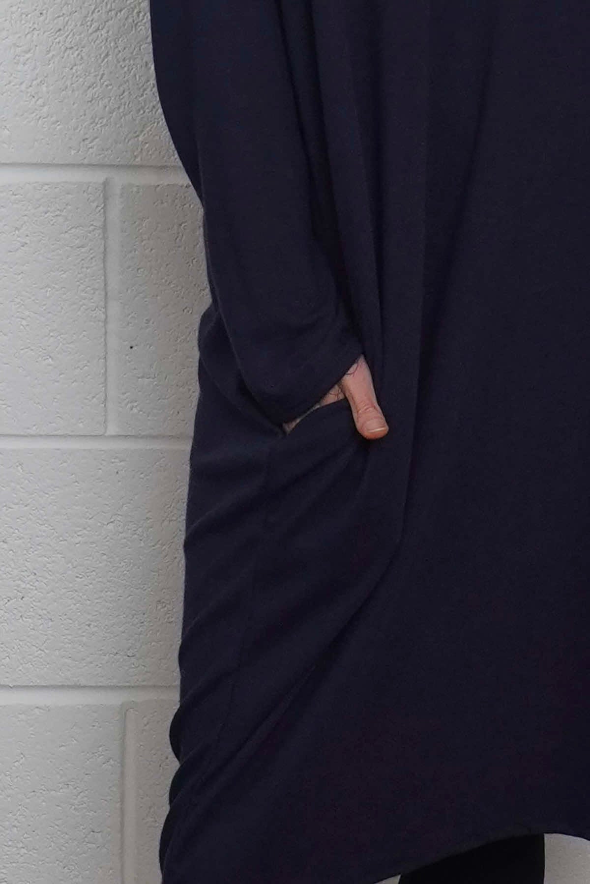 Linzi V-Neck Dress Navy