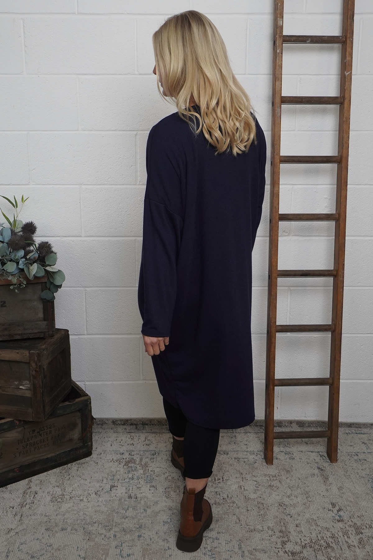 Linzi V-Neck Dress Navy