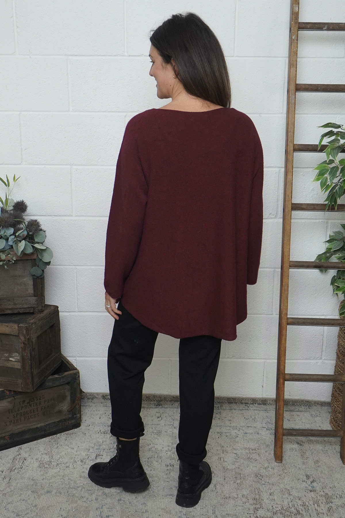 Lynna V-Neck Jumper Burgundy