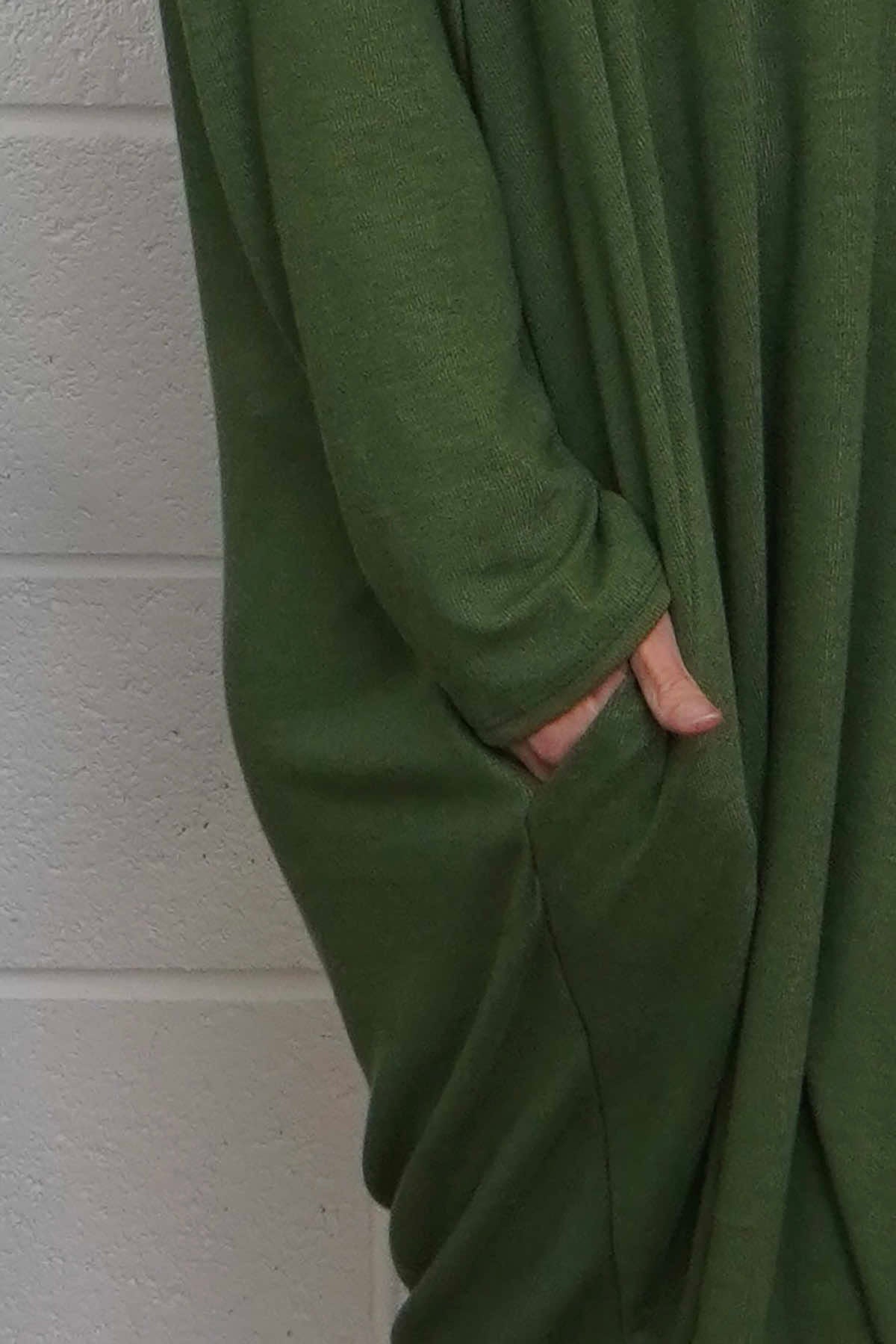 Linzi V-Neck Dress Olive