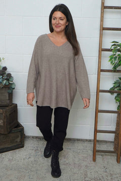 Lynna V-Neck Jumper Mocha