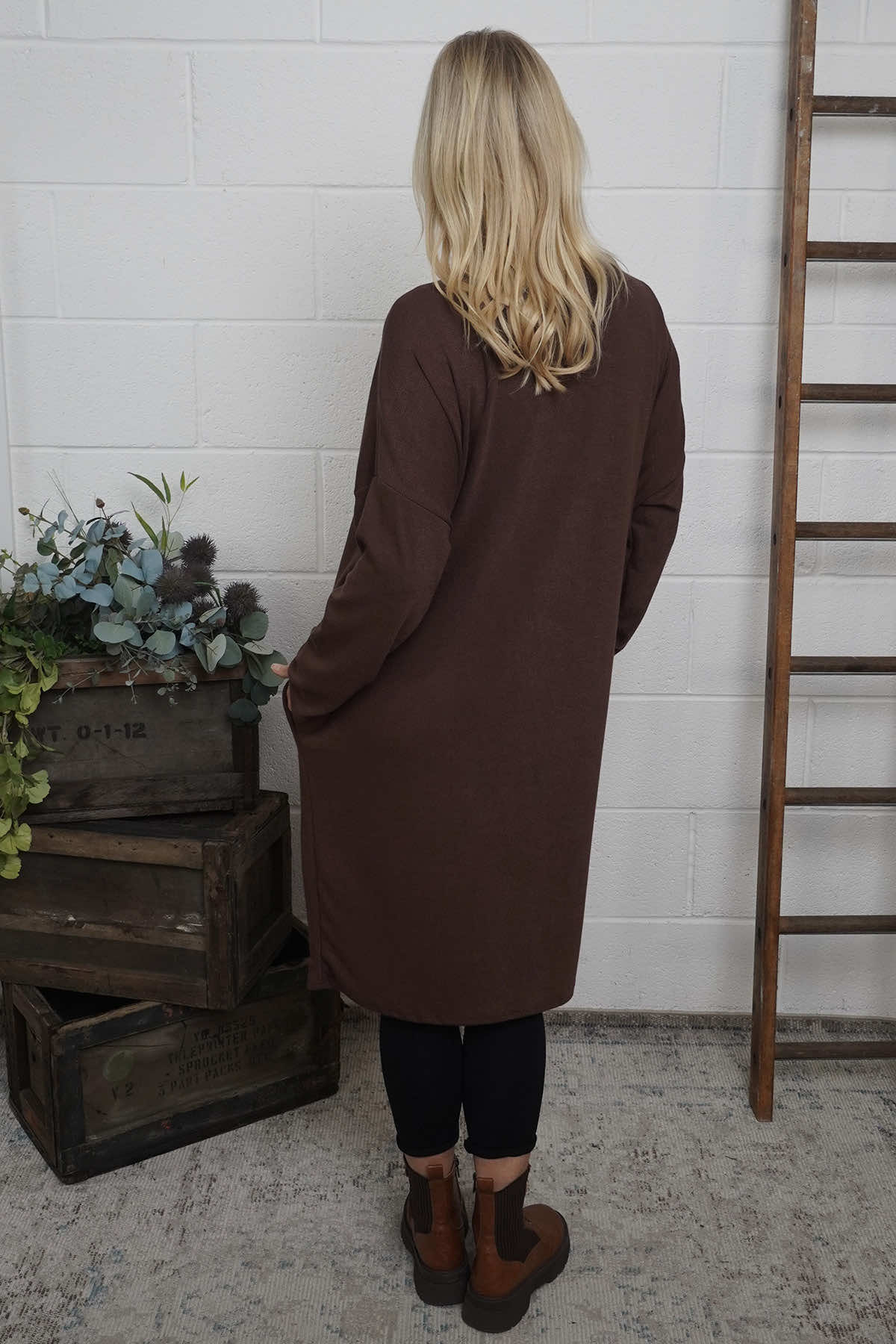 Linzi V-Neck Dress Cocoa