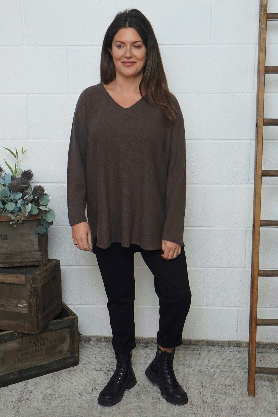 Lynna V-Neck Jumper Cocoa