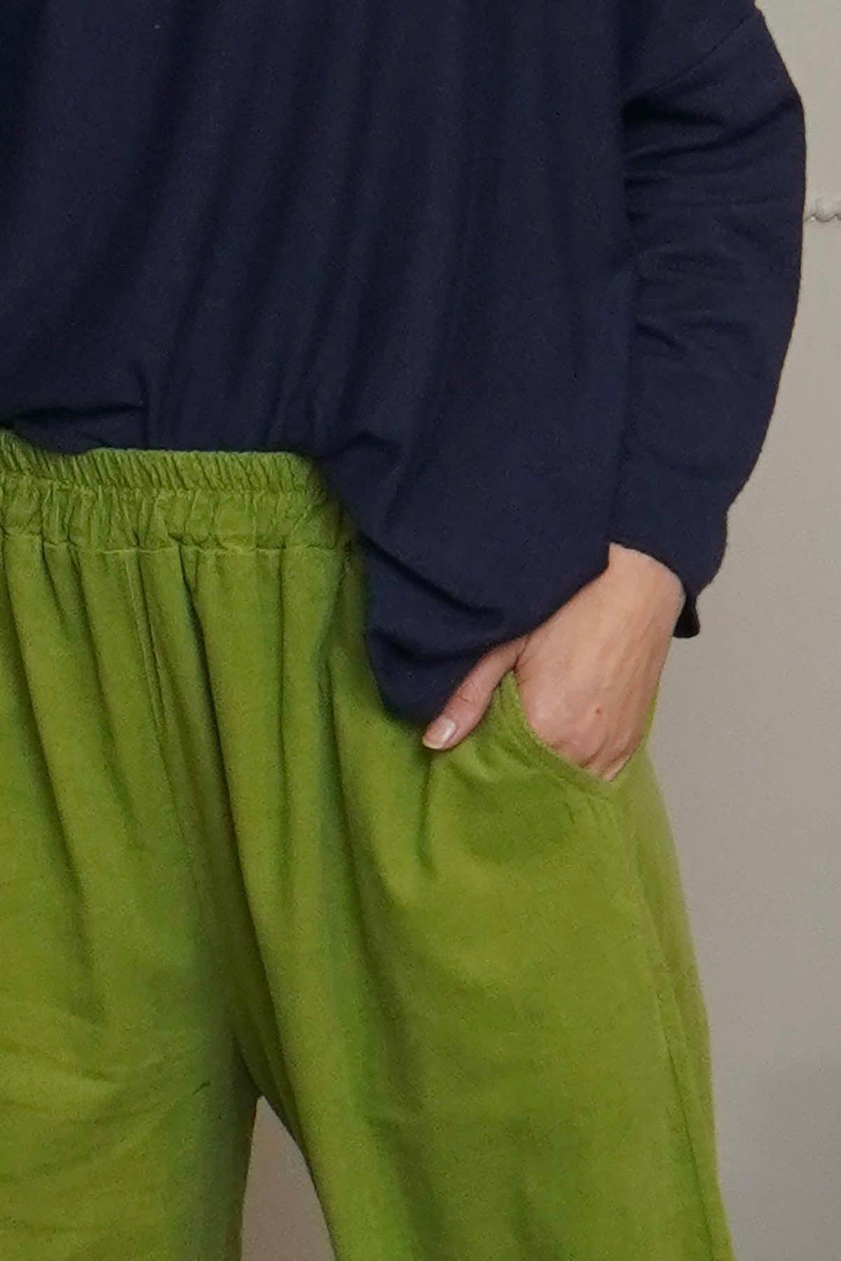 Maddie Needlecord Trousers Olive