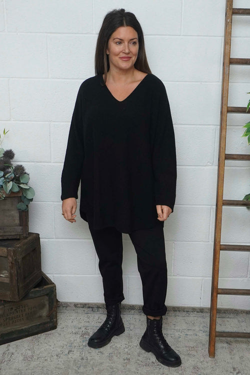 Lynna V-Neck Jumper Black - Image 3
